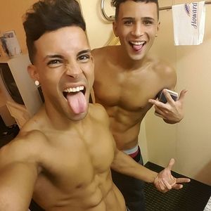 Meet your Posher, Lazaro